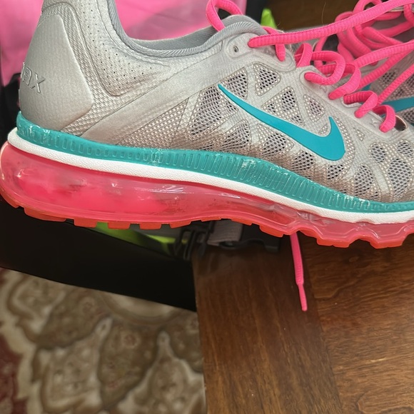 Nike Air Max - Picture 5 of 7